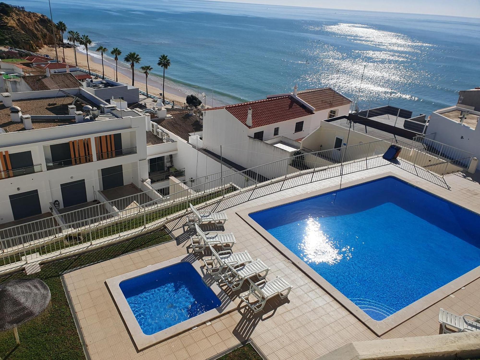 Magnifique Duplex Avec Piscine En Bord De Mer Lejlighed Olhos de Agua  Eksteriør billede